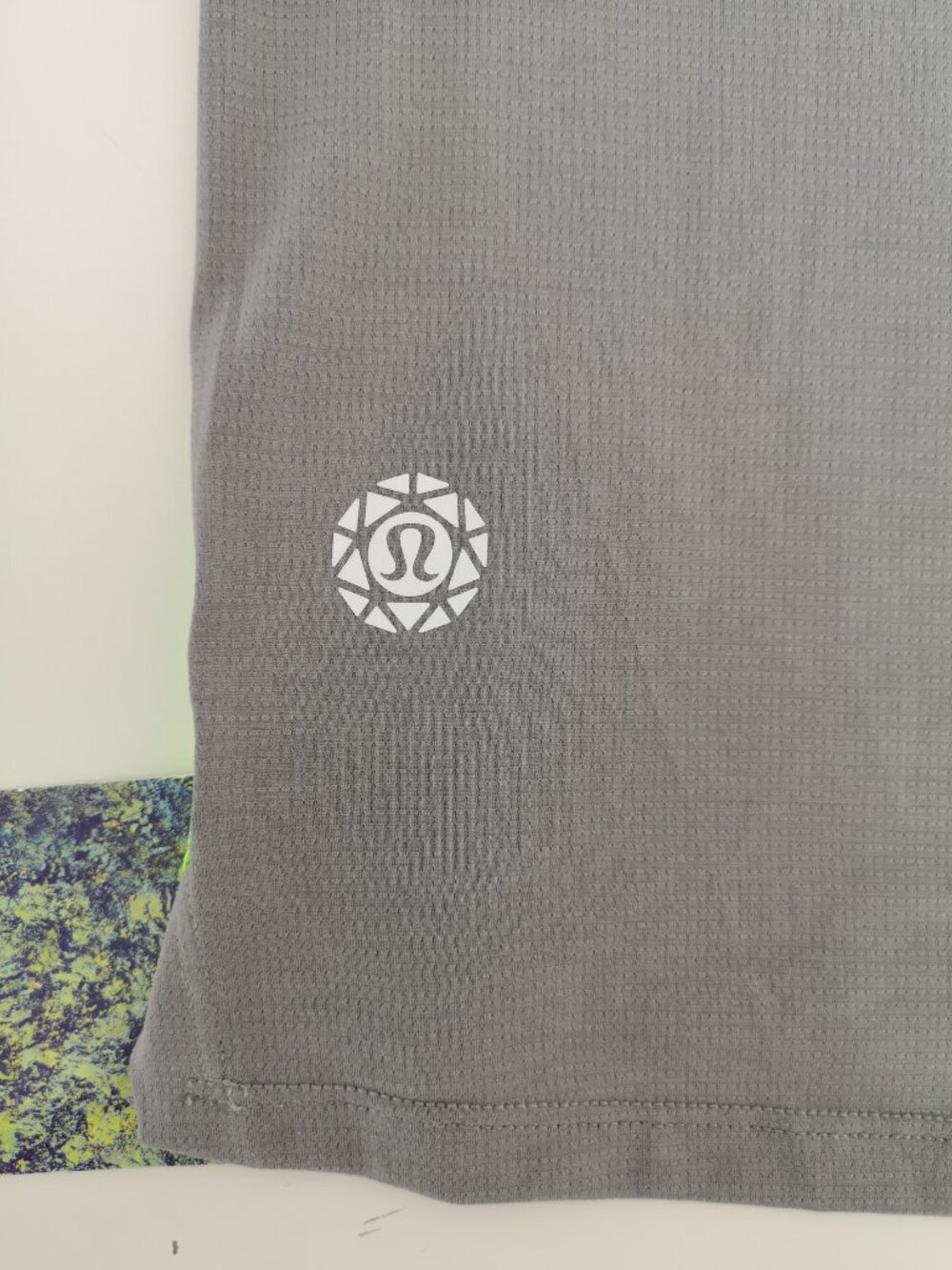 NWT LULULEMON SEAWHEEZE Neon Green Grey Fast &Free SS Top Shirt Men's Large - Picture 6 of 8